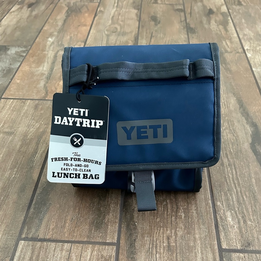 NWT-YETI-Daytrip Lunch bag